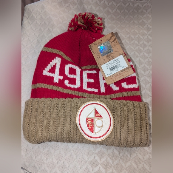49ers Beanie BNWT - Picture 1 of 6